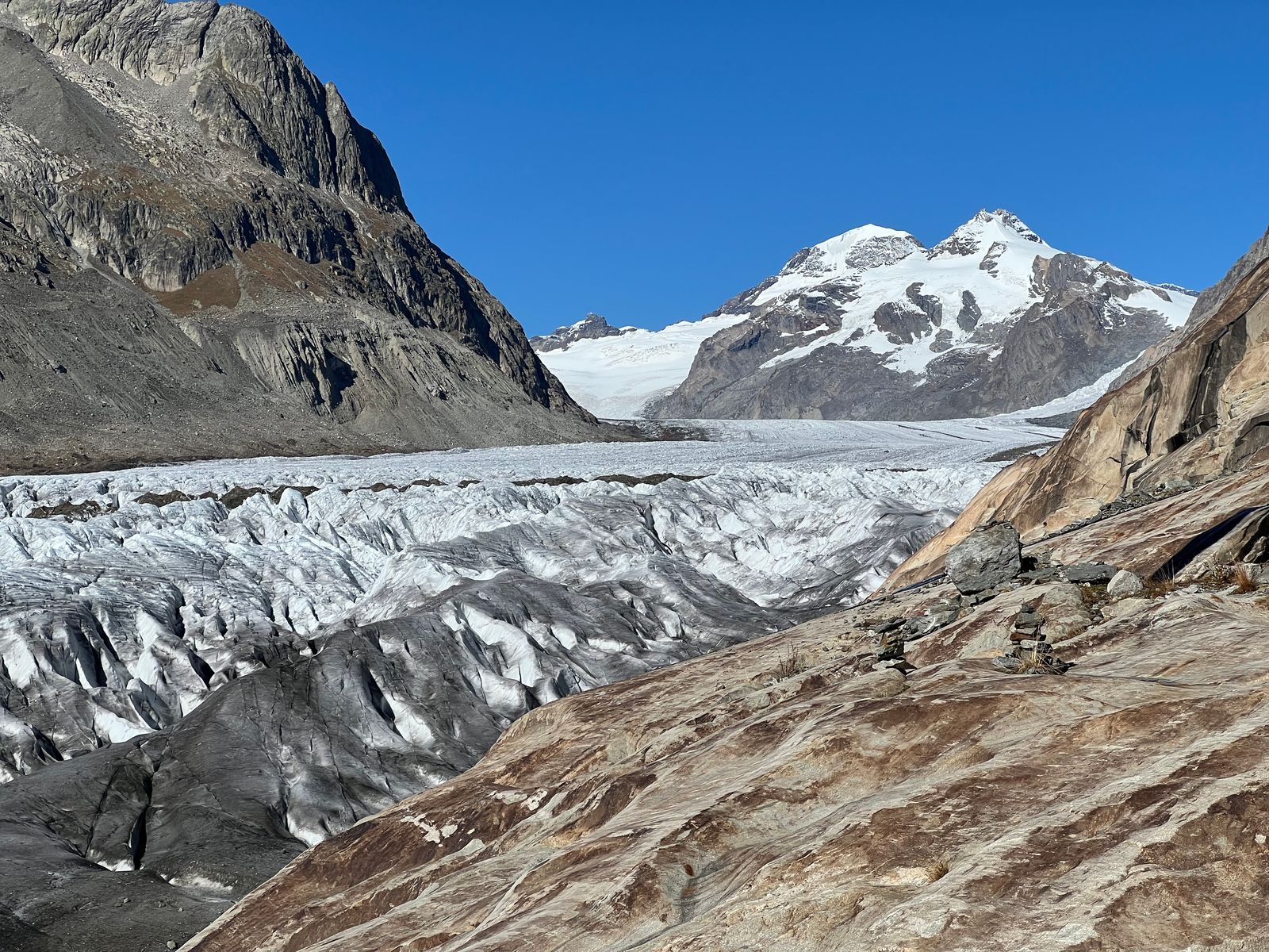 Au bord du glacier d'Aletsch